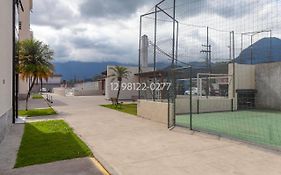Sun Way Apartamentos com piscinas e churrasqueiras
